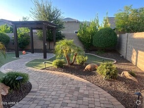 Building Photo - 4040 E Hoot Owl Trail