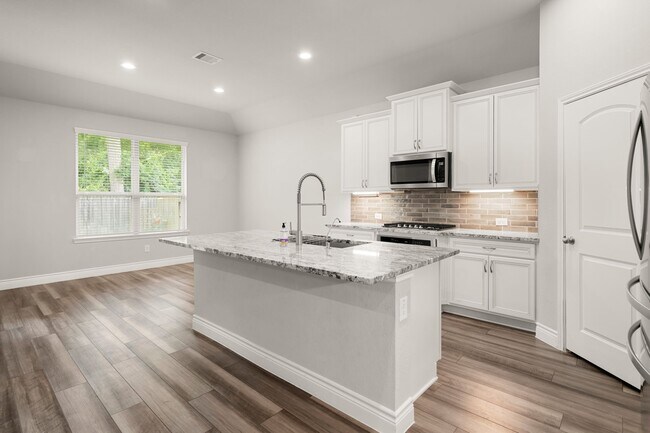 Building Photo - 31214 Raleigh Creek Dr