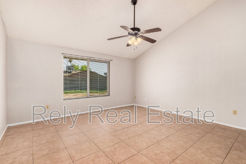 Primary Photo - 5505 W Sunnyslope Ln