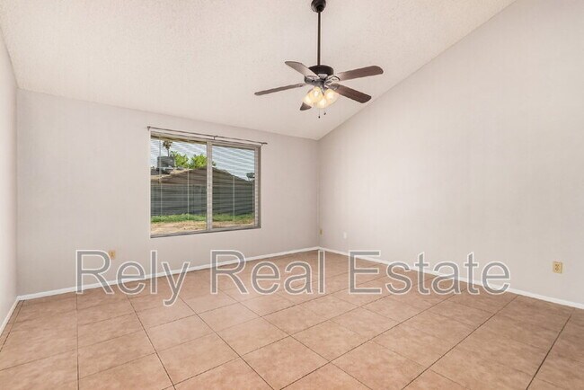 Photo - 5505 W Sunnyslope Ln House