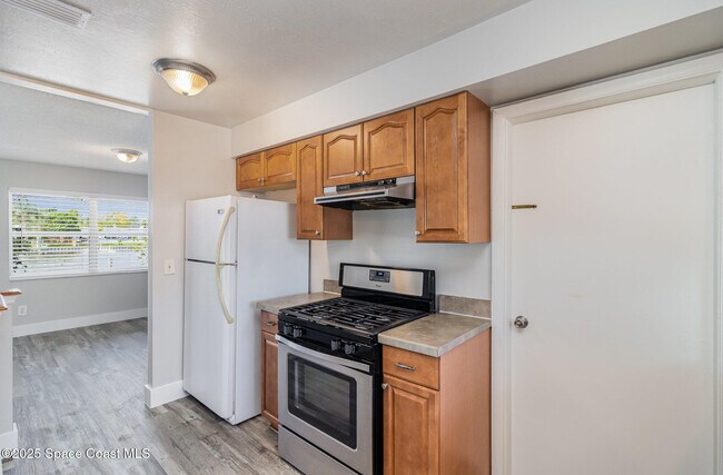 Building Photo - 205 Trinidad Dr