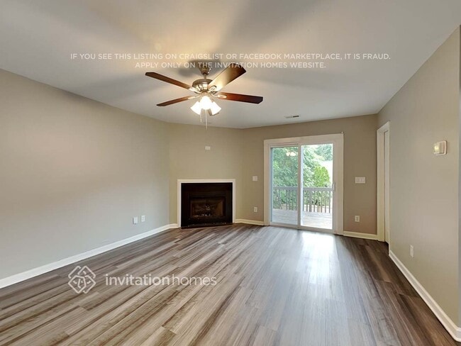 Foto del edificio - 3731 Heather View Ln