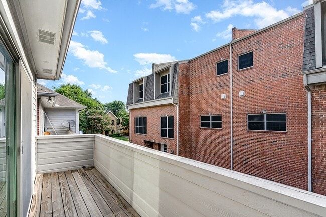 Photo - 3329 Rosedale Avenue Unit 20 Apartment