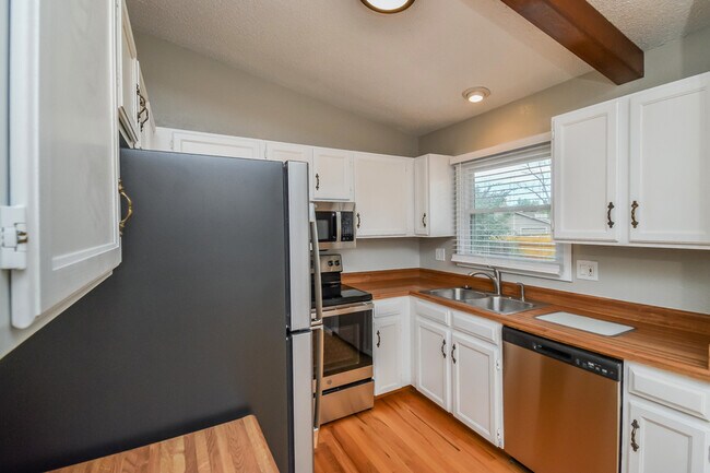 Foto del edificio - 3450 Fair Dawn Dr