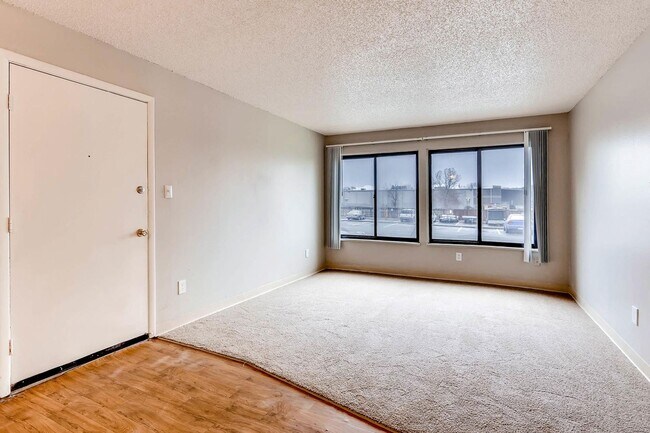 Foto del interior - Meadows at Town Center - Newly renovated i...
