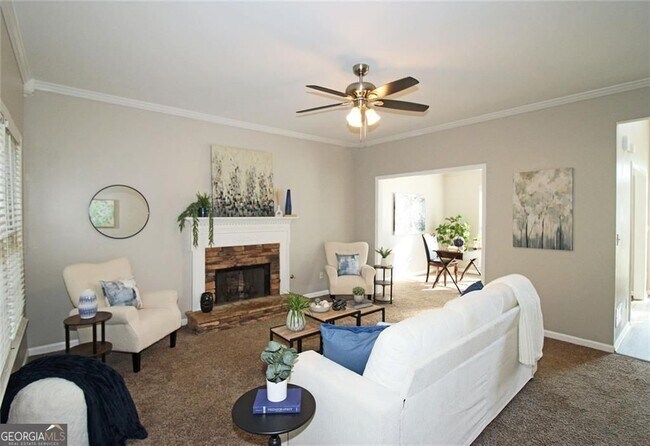 Foto del edificio - 1213 Kingsbury Ln