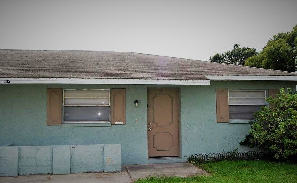 Primary Photo - 3115 Maine Ave