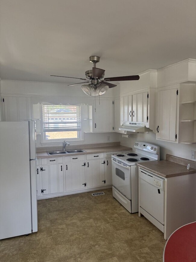 Foto del edificio - House for Rent