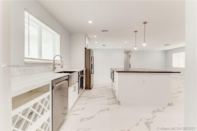 Foto del edificio - 465 NW 11th St