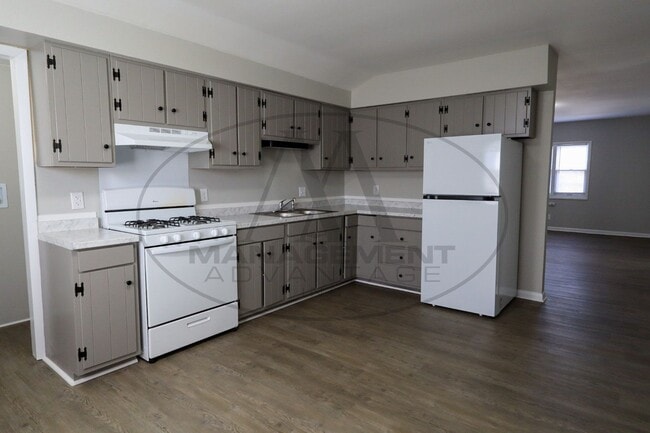 215-219 S. 16th Street - 215-219 S. 16th Street Apartment