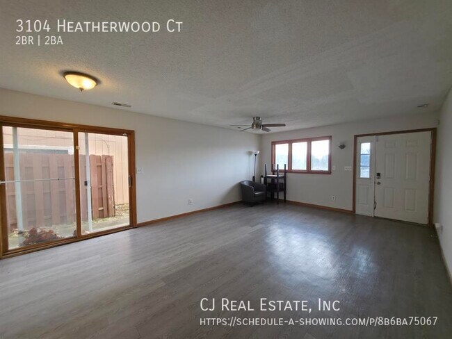 Foto del edificio - 3104 Heatherwood Ct