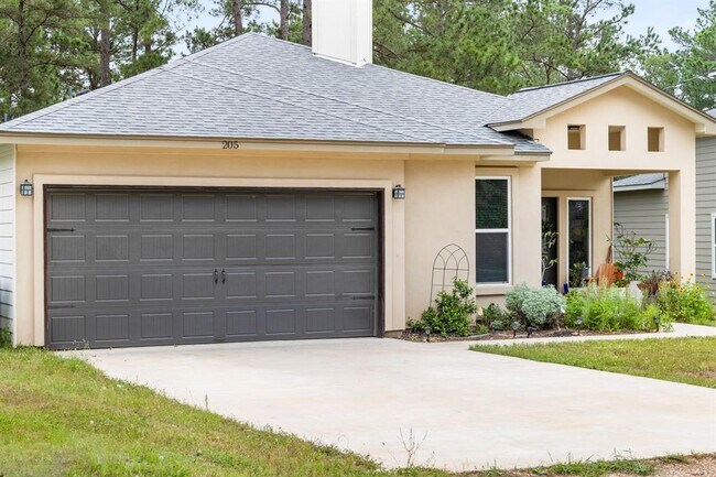 Building Photo - 205 Hanauma Dr