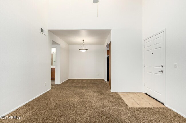 Foto del edificio - 7008 E Gold Dust Ave