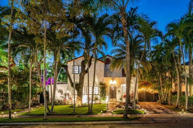Foto del edificio - 5968 NE 6th Ct
