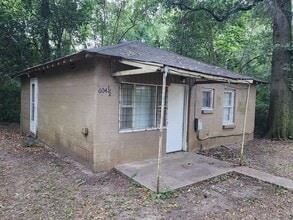 Building Photo - 604 Morris Rd