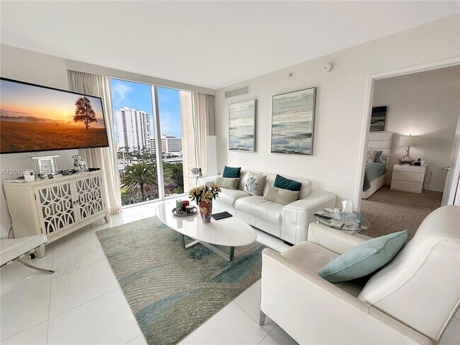 Foto del edificio - 250 Sunny Isles Blvd