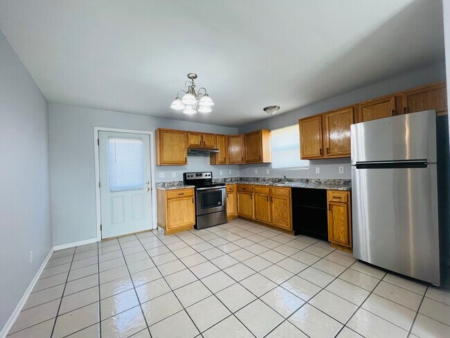 Building Photo - 2708 48th St