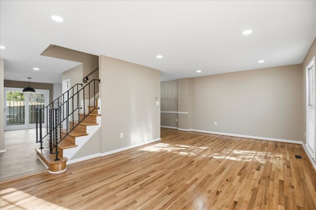 Building Photo - 1501 Chatham Colony Ct