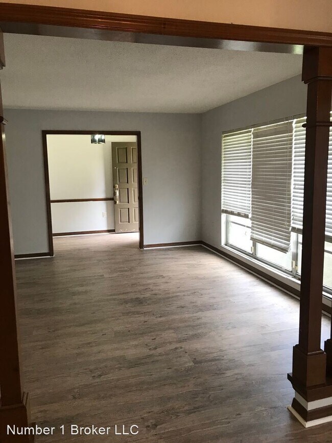Building Photo - 4 br, 2 bath House - 7642 Orange Tree Ln