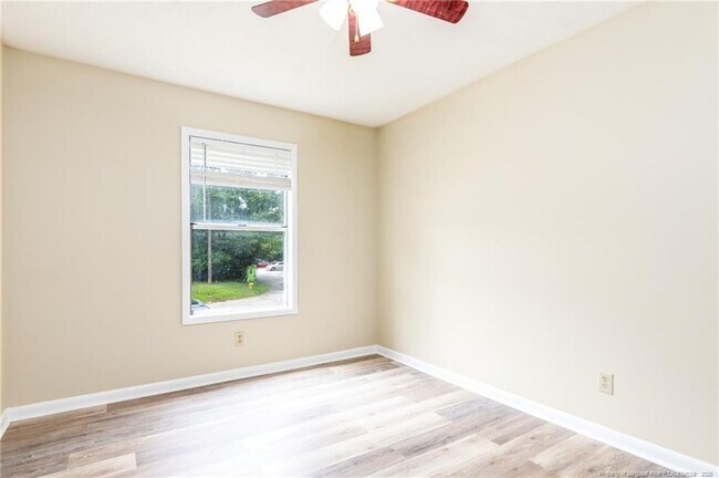 Building Photo - 1018 Wood Creek Dr