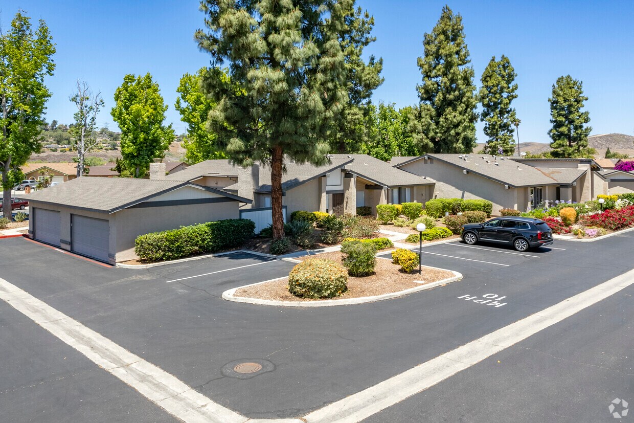 Foto principal - 3558 Apple Blossom Way