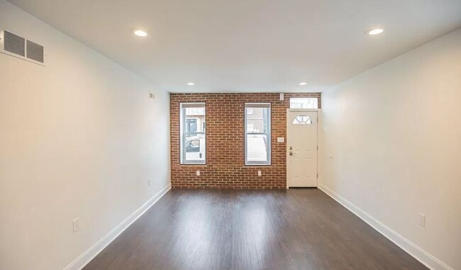 Living Room - 2468 Jasper St