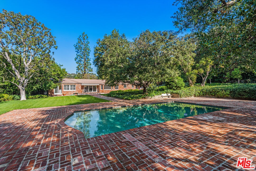 9566 Cherokee Ln, Beverly Hills, CA 90210 House Rental in Beverly