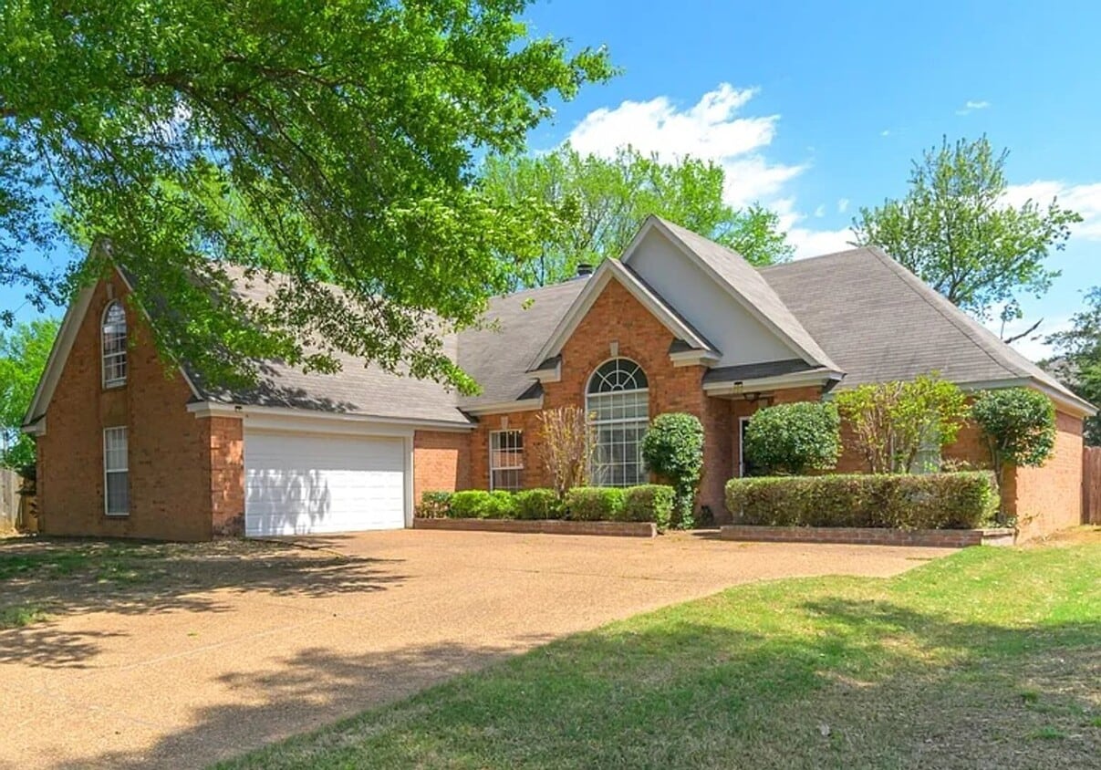 Photo - 9656 Meade Cir N (Olive Branch, MS)