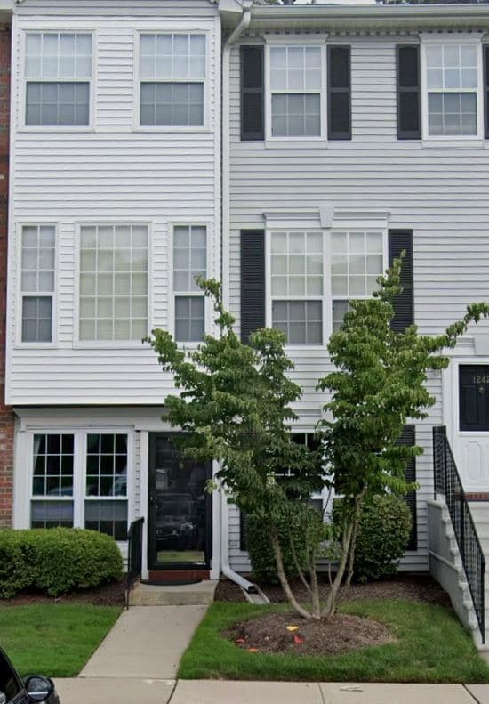 Building Photo - 1243 Mulberry Dr