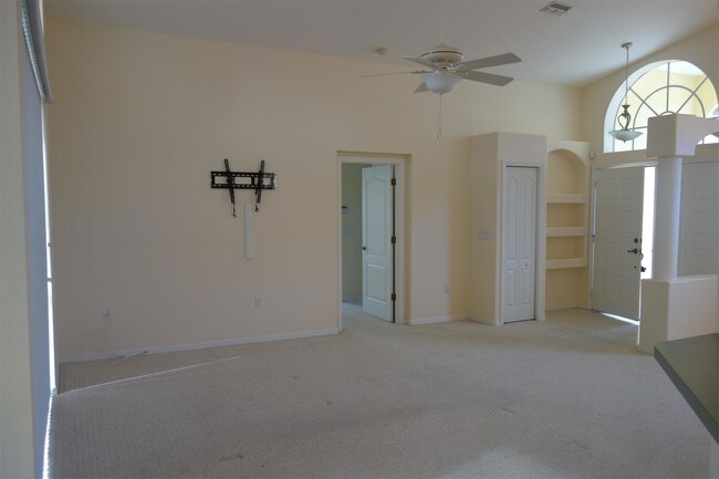 Foto del edificio - 4591 Gondolier Rd