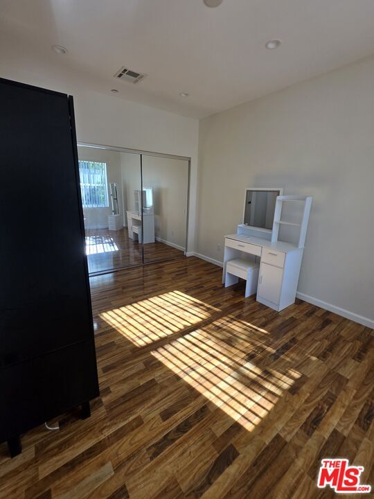 Foto del edificio - 609 W Doran St