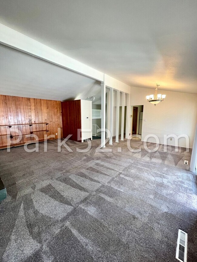 Foto del edificio - 69 W Shore Ave SW