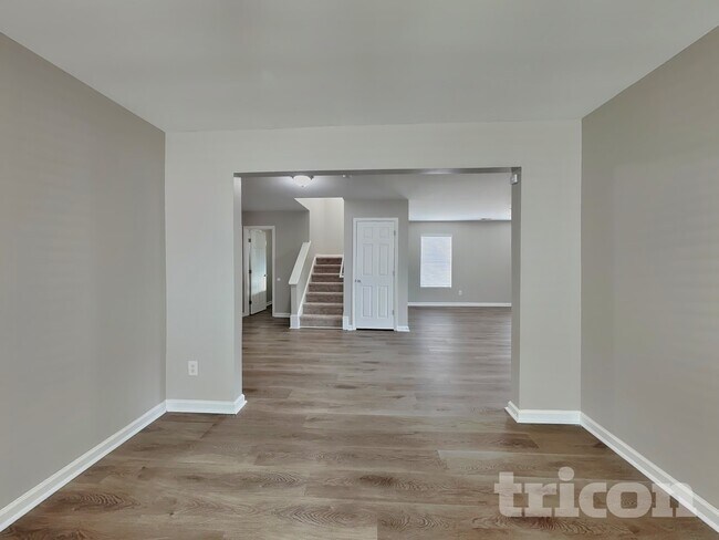 Building Photo - 3755 Burtons Barn St