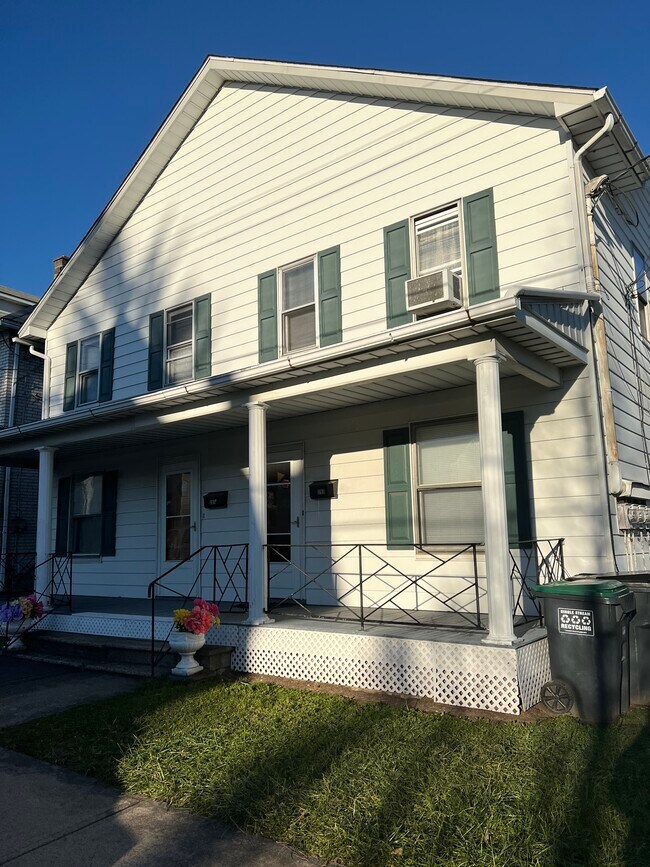 291 Walnut St Unit Wood293.5, Luzerne, PA 18709 Apartments in Luzerne