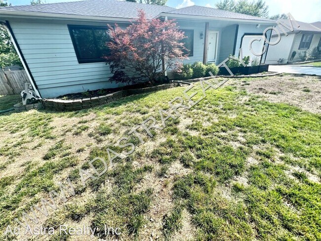 Foto del edificio - 4 br, 3 bath House - 33285 W 87th Ter.,