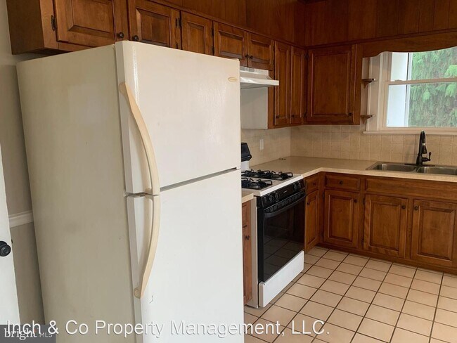 Building Photo - 3 br, 1 bath House - 338 Frederick Street