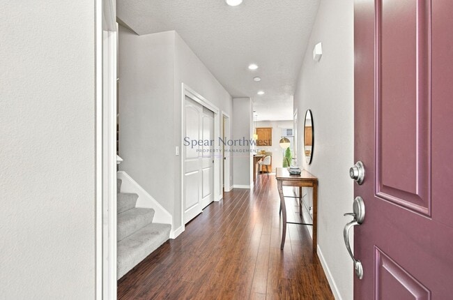 Building Photo - 14026 SW Walnut Creek Way