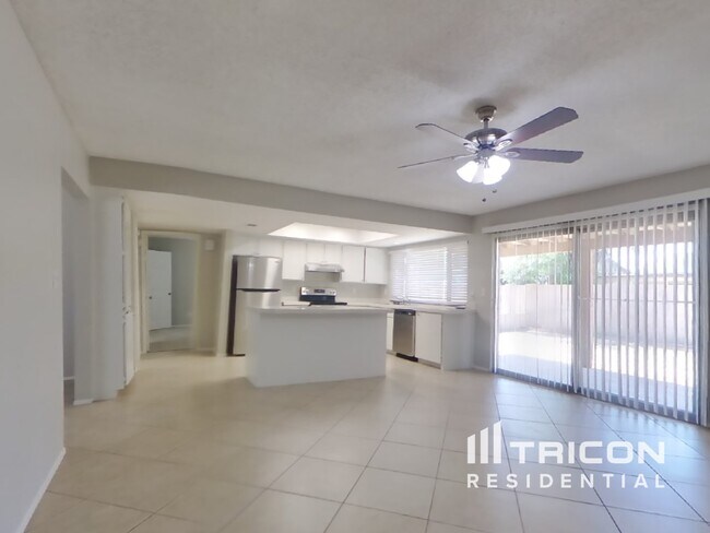 Building Photo - 3727 E Dahlia Drive Phoenix AZ