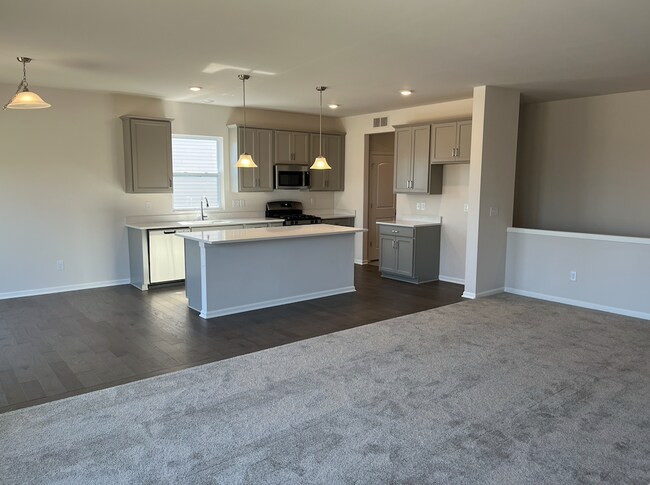Building Photo - 3722 Park Creek Ln