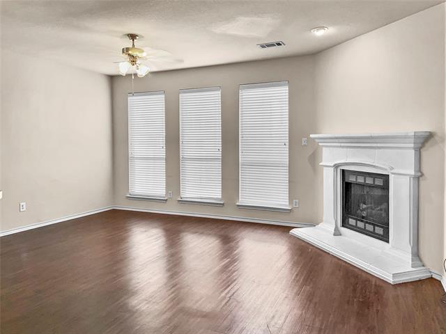 Building Photo - 6300 Miranda Dr