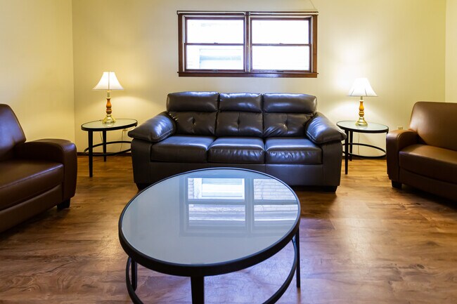 Foto del edificio - 862 Wayne Ave