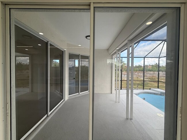 Foto del edificio - 1550 Center Rd