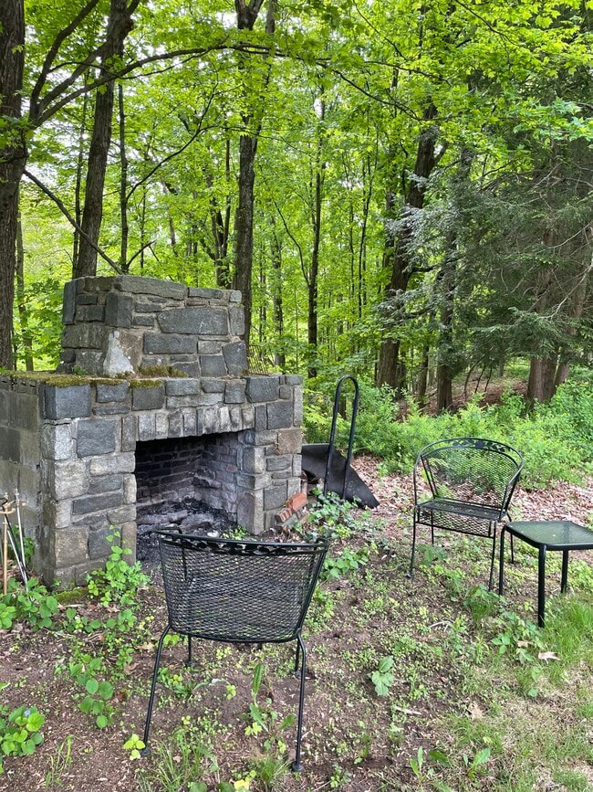 Building Photo - 79 Owens Ln