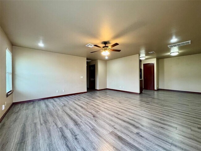 Building Photo - 1601 Lawter Rd