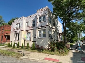 Building Photo - 4207 4th St