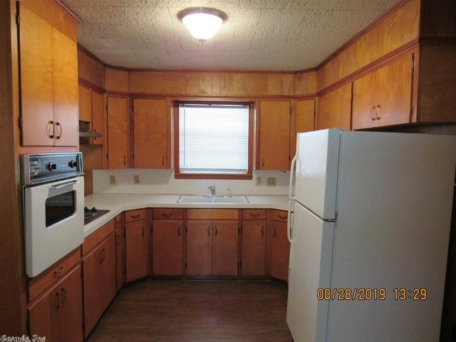 Building Photo - 2416 College Ave