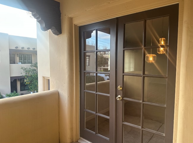 Foto del edificio - 5402 E Windsor Ave