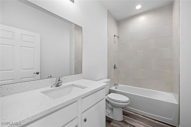 Foto del edificio - 2518 NW 10th Terrace