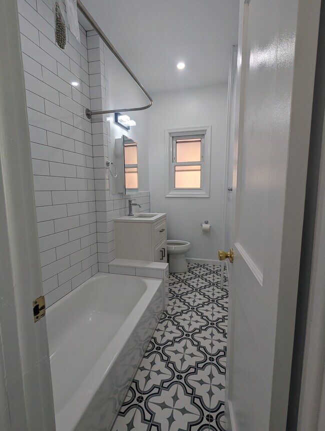 Bathroom - 136A Sherman Ave