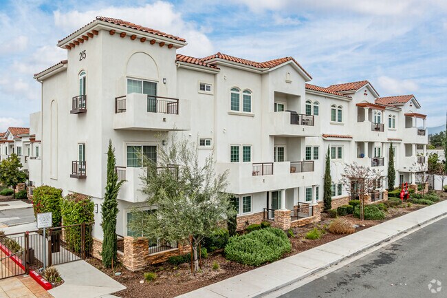 Imagen alternativa de la comunidad - 177 N Myrtle Ave